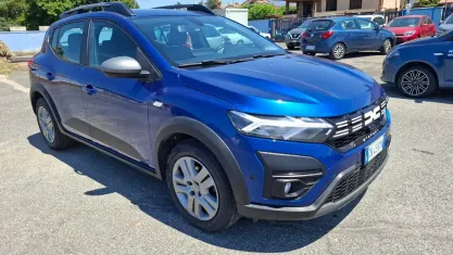 Usata Dacia Sandero Stepway 101 CV (74 kW) 2023 Bluazzurro