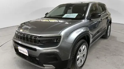 Usata 2024 Jeep Avenger Altitude SUV | 21.980 € (Buon prezzo)