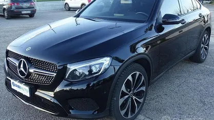 Usata Mercedes GLC250 204 CV (150 kW) 2017 Nero Coupé