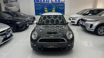 Usata Mini Cooper S 184 CV (135 kW) 2010 Grigio Utilitaria