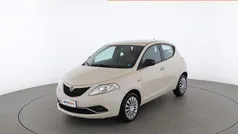 Usata 2017 Lancia Ypsilon Gold Due volumi | 8899 € (Buon prezzo)
