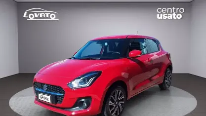 Usata Suzuki Swift 83 CV (61 kW) 2023 Rosso Utilitaria