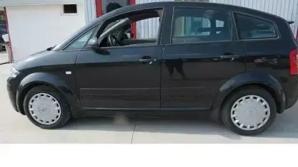 Usata Audi A2 Comfort 75 CV (55 kW) 2001 Nero Utilitaria