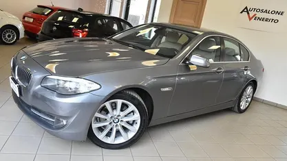 Usata 2011 BMW 520 Comfort Edition Tre volumi | 11.900 € (Buon prezzo)