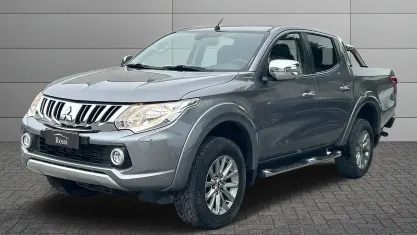Gebraucht Mitsubishi L200 Intense 181 PS (133 kW) 2016 Pickup