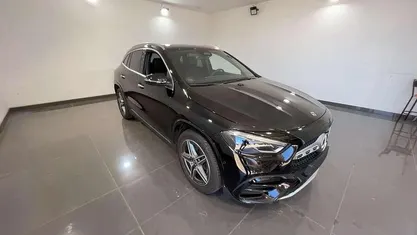 Usata Mercedes GLA200 Advanced Plus 150 CV (110 kW) 2024 Nera SUV