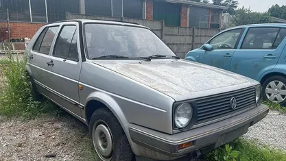 Usata 1991 VW Golf Tre volumi | 2500 €