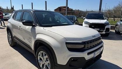 Uusi Jeep Avenger Altitude 101 HP (74 kW) 2026 Valkoinen Katumaasturi