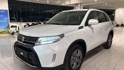 Nuova Suzuki Vitara Cool 129 CV (94 kW) 2025 Grigio SUV