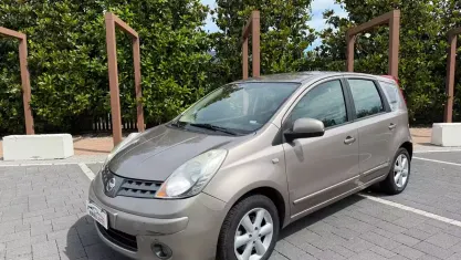 Usata Nissan Note Acenta 86 CV (63 kW) 2008 Giallo Utilitaria