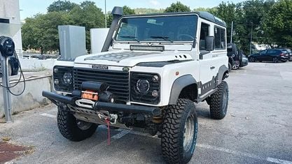 Usata Land Rover Defender 122 CV (89 kW) 1999 Bianco SUV