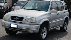 Usata 2000 Suzuki Grand Vitara SUV | 4990 € (Buon prezzo)