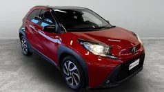Chilli red black Usata 2023 Toyota Aygo Trend Due volumi | 14.790 € (Buon prezzo)