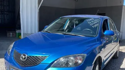 Usata Mazda 3 109 CV (80 kW) 2005 Bluazzurro Berlina