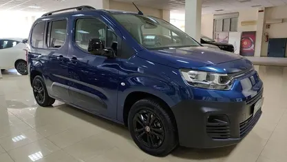Blu Usata 2023 Fiat e-Doblò Monovolume | 18.000 € (Ottimo prezzo)