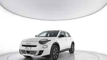 Usata Fiat 600 Pop 145 CV (106 kW) 2025 Bianco SUV