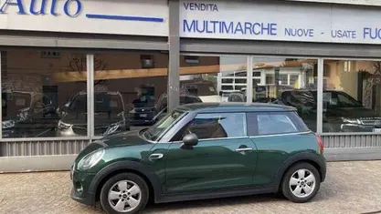 Usata Mini Cooper Clubman 95 CV (69 kW) 2017 Verde Station wagon