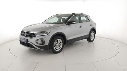 Usata VW T-Roc Life 116 CV (85 kW) 2025 Pyrit silver metallizzato nero SUV