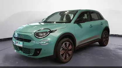 Usata Fiat 600 145 CV (106 kW) 2025 Blu SUV