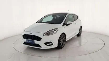 Bianco pastello Usata 2018 Ford Fiesta ST-Line Utilitaria | 10.000 € (Buon prezzo)