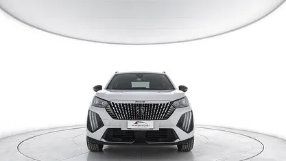 Usata Peugeot 2008 Allure 101 CV (74 kW) 2025 Bianco SUV