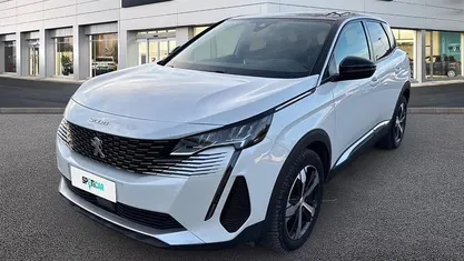 Usata Peugeot 3008 Allure 131 CV (96 kW) 2022 SUV