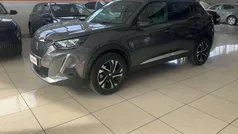 Usata 2023 Peugeot 2008 Allure SUV | 21.699 € (Buon prezzo)