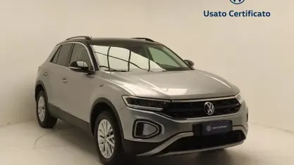 Usata VW T-Roc Life 150 CV (110 kW) 2023 SUV