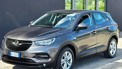 Usata Opel Grandland X Business 131 CV (96 kW) 2021 Grigio SUV