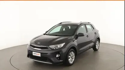 Usata Kia Stonic Style 101 CV (74 kW) 2019 Grigio SUV