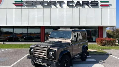 Usata Land Rover Defender 122 CV (89 kW) 2013 Bronze Station wagon