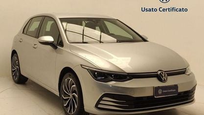Usata VW Golf VIII Life 110 CV (80 kW) 2024 Reflex silver Utilitaria
