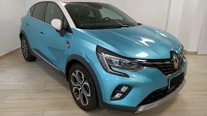 Usata Renault Captur Intens 159 CV (116 kW) 2020 SUV