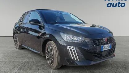 Usata Peugeot 208 Allure 102 CV (75 kW) 2025 Nero Utilitaria