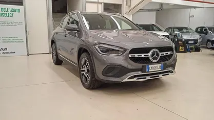 Usata Mercedes GLA200 150 CV (110 kW) 2023 SUV