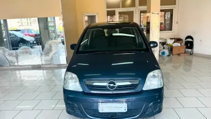 Usata Opel Meriva Cosmo 75 CV (55 kW) 2007 Grigio Monovolume