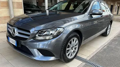Grigio Usata 2020 Mercedes C200 Business Station wagon | 18.500 € (Buon prezzo)