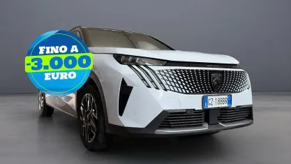 Usata Peugeot 5008 GT 136 CV (100 kW) 2025 Bianco okenite SUV