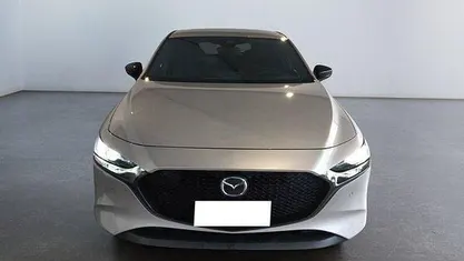 Usata Mazda 3 Homura-Line 150 CV (110 kW) 2022 Argento Utilitaria