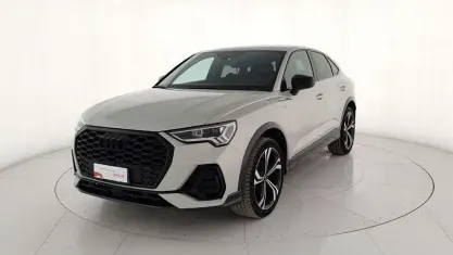 Usata Audi Q3 Sportback Ambiente 150 CV (110 kW) 2023 Grigio SUV
