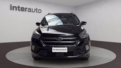 Usata Ford Kuga S 150 CV (110 kW) 2019 Nero metallizzato SUV