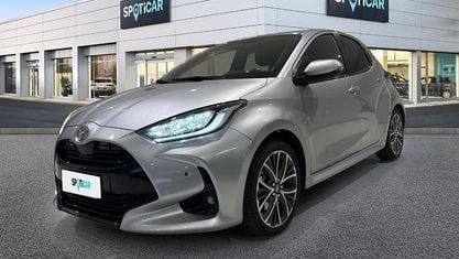 Occasion Toyota Yaris Hybrid Lounge 131 ch (96 kW) 2025 Gris Citadine