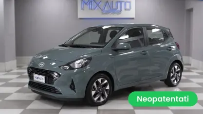 Usata Hyundai i10 63 CV (46 kW) 2025 Verde Utilitaria