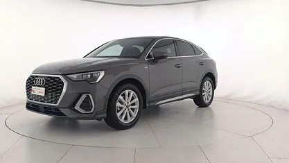 Grigio chronos metallizzato Usata 2025 Audi Q3 Sportback S-Line SUV | 41.500 € (Super prezzo)