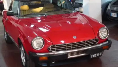 Usata Fiat 124 Spider 105 CV (77 kW) 1982 Rosso Cabrio
