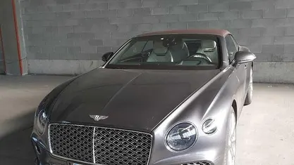 Usata Bentley Continental GT Convertible 549 CV (403 kW) 2021 Argento Cabrio