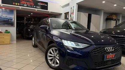 Usata Audi A3 Advanced 150 CV (110 kW) 2021 Blu Berlina
