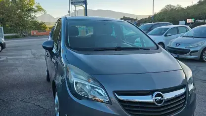 Usata Opel Meriva Innovation 120 CV (88 kW) 2017 Grigio Monovolume