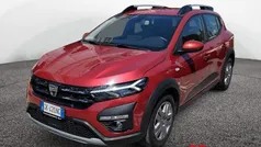 Rosso Usata 2022 Dacia Sandero Comfort Due volumi | 13.700 € (Buon prezzo)