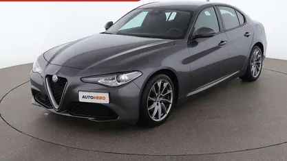 Usata Alfa Romeo Giulia Business 160 CV (117 kW) 2018 Grigio Berlina